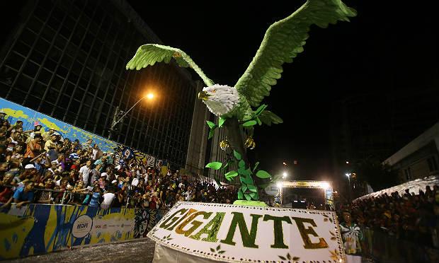 A águia é o símbolo da escola de samba Gigantes do Samba, da Bomba do Hemetério / Foto: divulgação/PCR