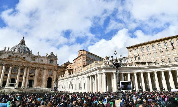 O Vaticano, conhecido por contar com uma pequena representação feminina, apresentou nesta terça-feira (7) os membros do novo organismo integrado apenas por mulheres. / Foto: Vincenzo Pinto / AFP