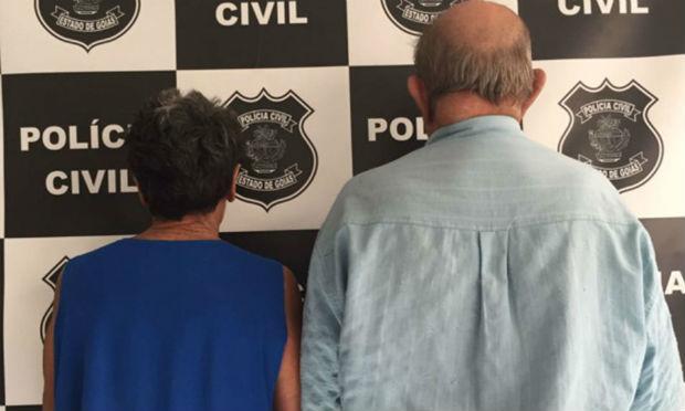 O aposentado de 72 anos e a esposa, de 64, praticavam o crime com uma neta de 23 anos e mais duas / Foto: Polícia Civil