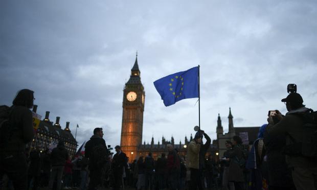 O Brexit deve ser concretizado em 2019. / Foto: JUSTIN TALLIS / AFP