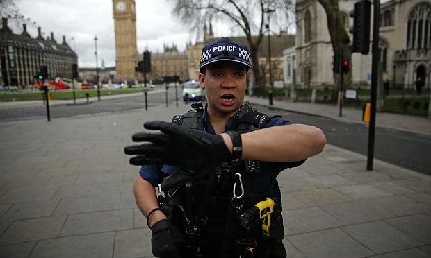 A polícia britânica está tratando a situação como um ataque terrorista / Foto: AFP