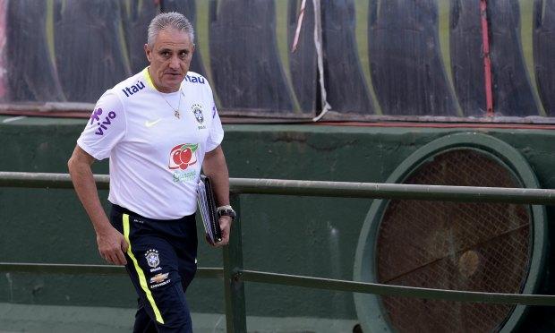 Treinador já tem equipe para enfrentar Uruguai / Foto: AFP