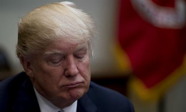 Trump usou o Twitter para atacar o trabalho feito pelo Comitê de Inteligência da Câmara dos Representantes americana / Foto: AFP