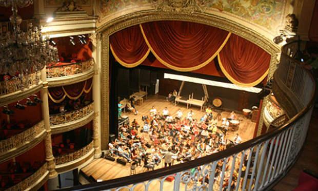 Teatro Santa Isabel recebe homenagem à Revolução Pernambucana de 1817