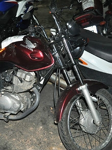 Moto era usada no transporte da droga